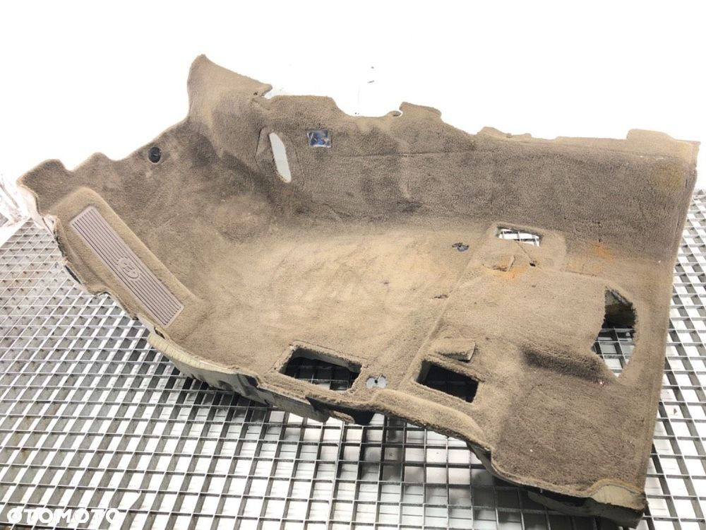 DYWAN WYKŁADZINA PRZÓD LEWA - 221.00 PLN - MASERATI QUATTROPORTE VI 2012 - 2022 3.0 S Q4 302 kW - 3