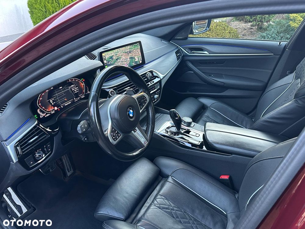 BMW Seria 5 540d xDrive mHEV M Sport sport - 18