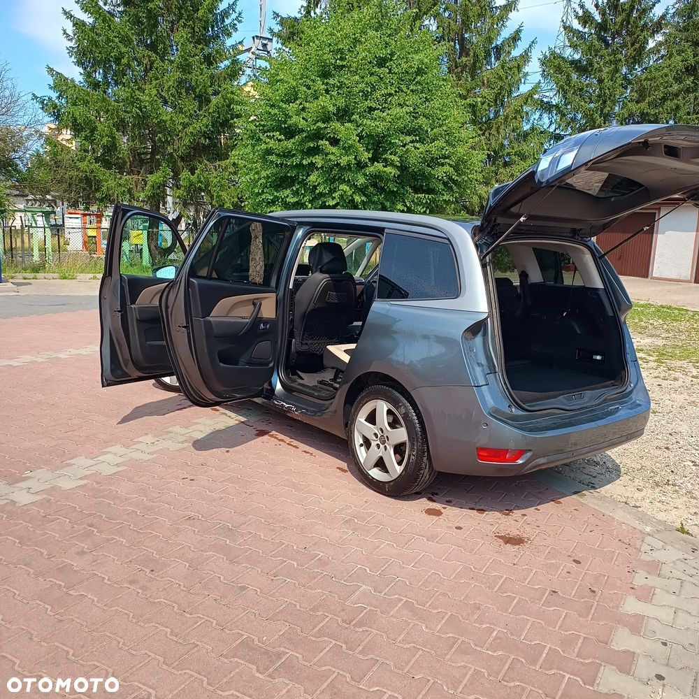 Citroën C4 Picasso - 12