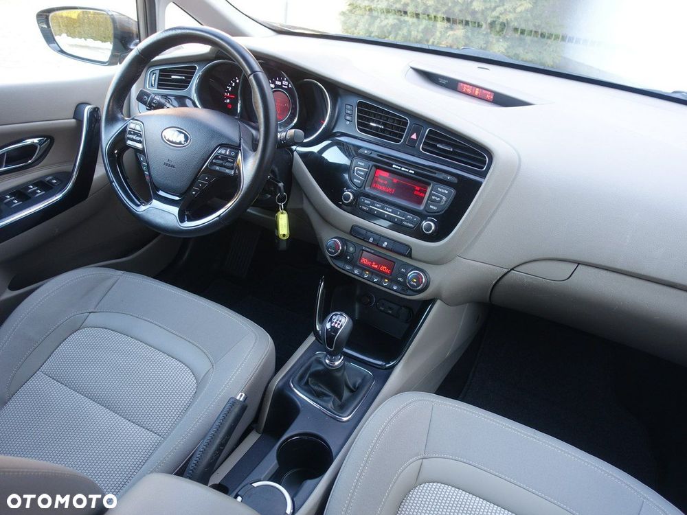 Kia Ceed 1.6 CRDi M - 11