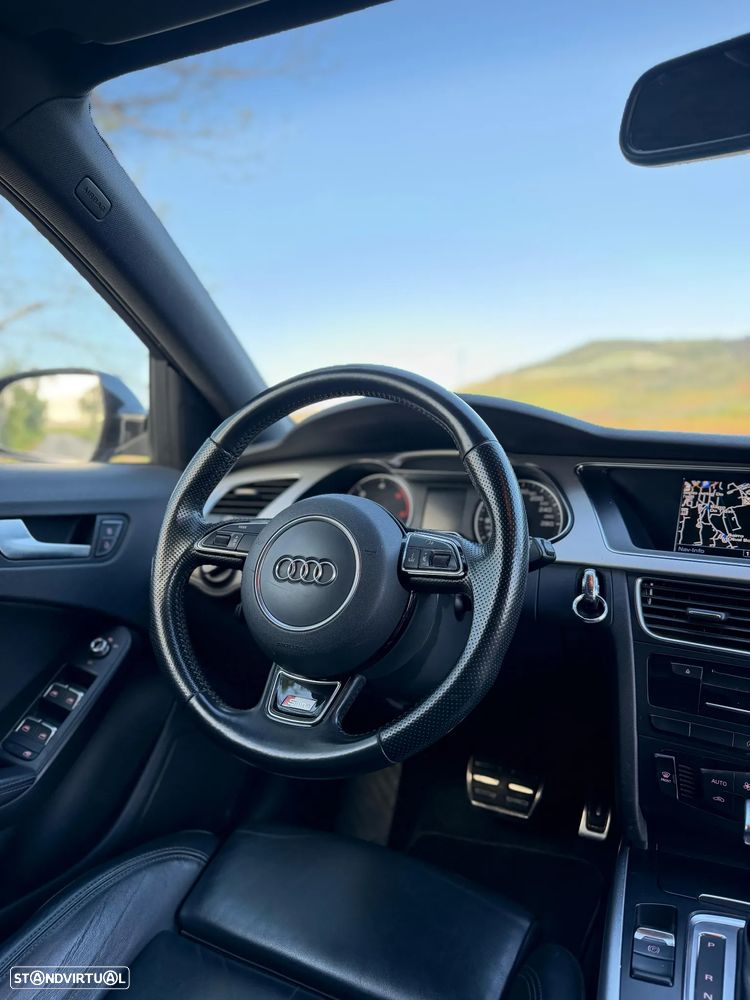 Audi A4 2.0 TDI S-line S tronic - 11