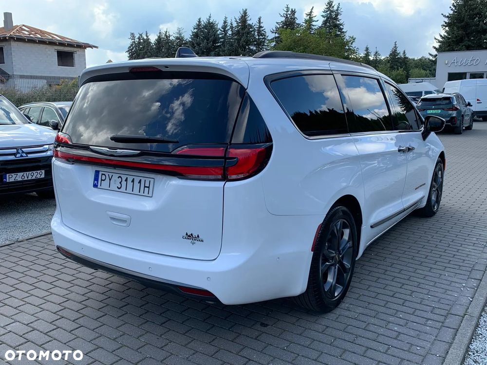 Chrysler Pacifica - 3