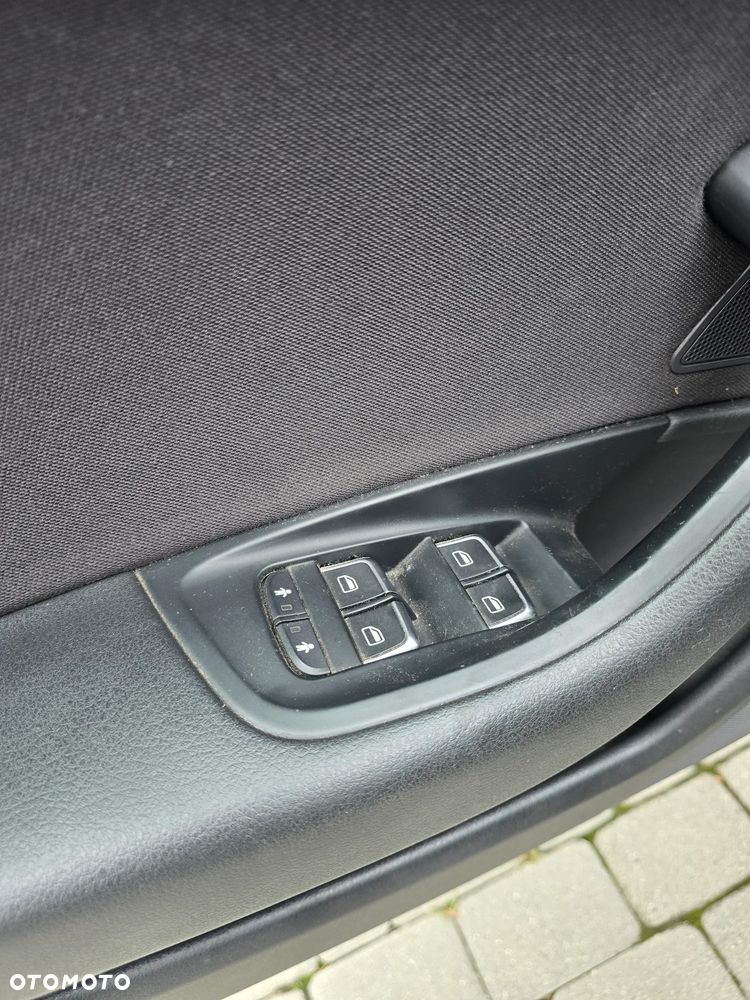Audi A6 Avant 2.0 TDI Ultra DPF S tronic - 17