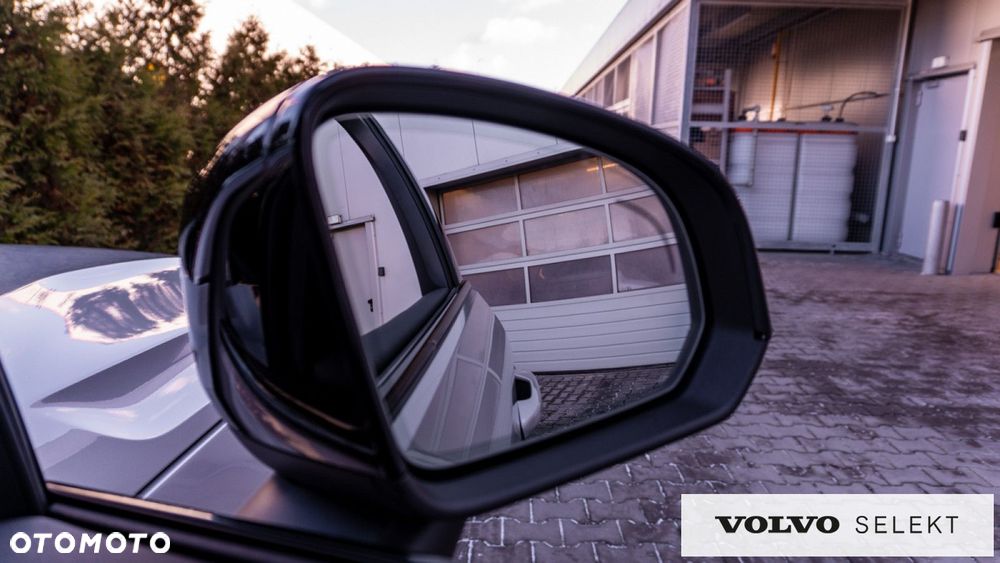 Volvo XC 40 - 30
