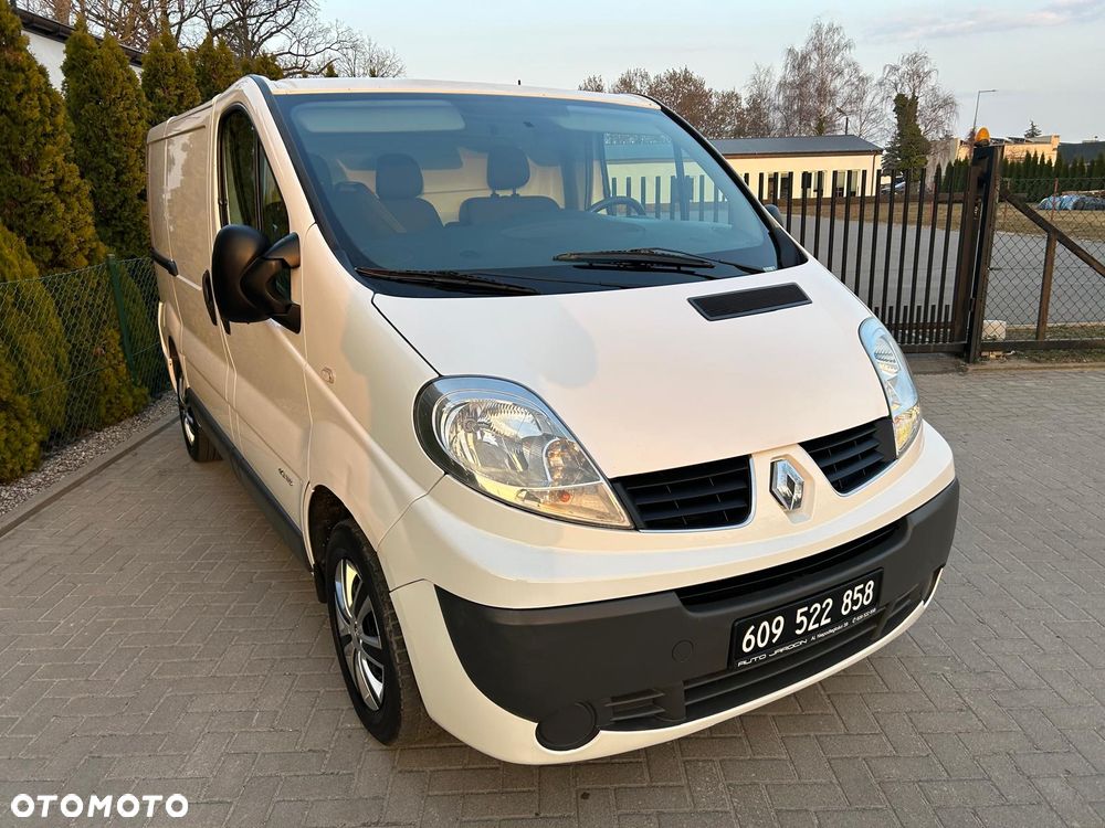 Renault Trafic - 8