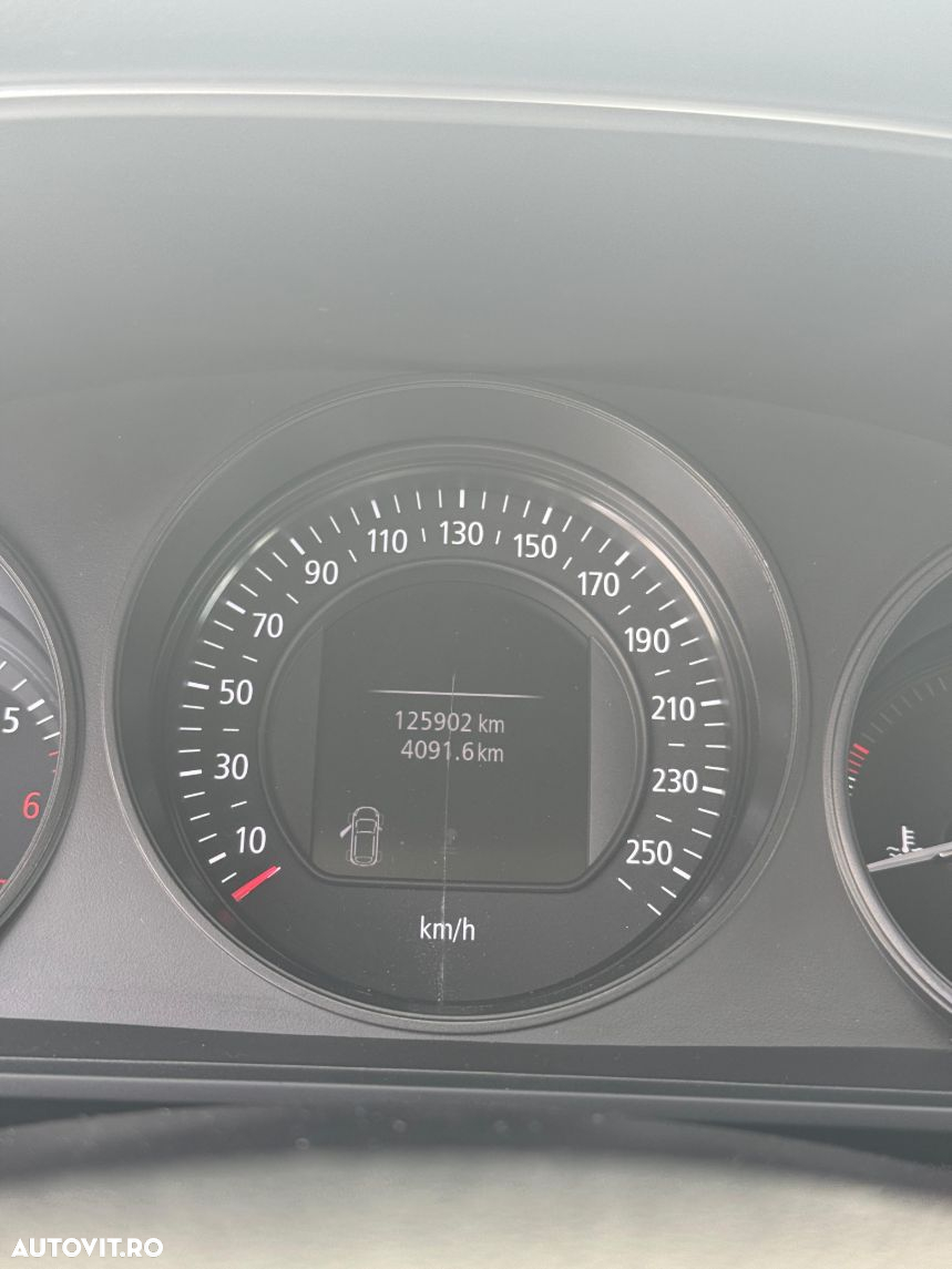 Renault Megane - 8