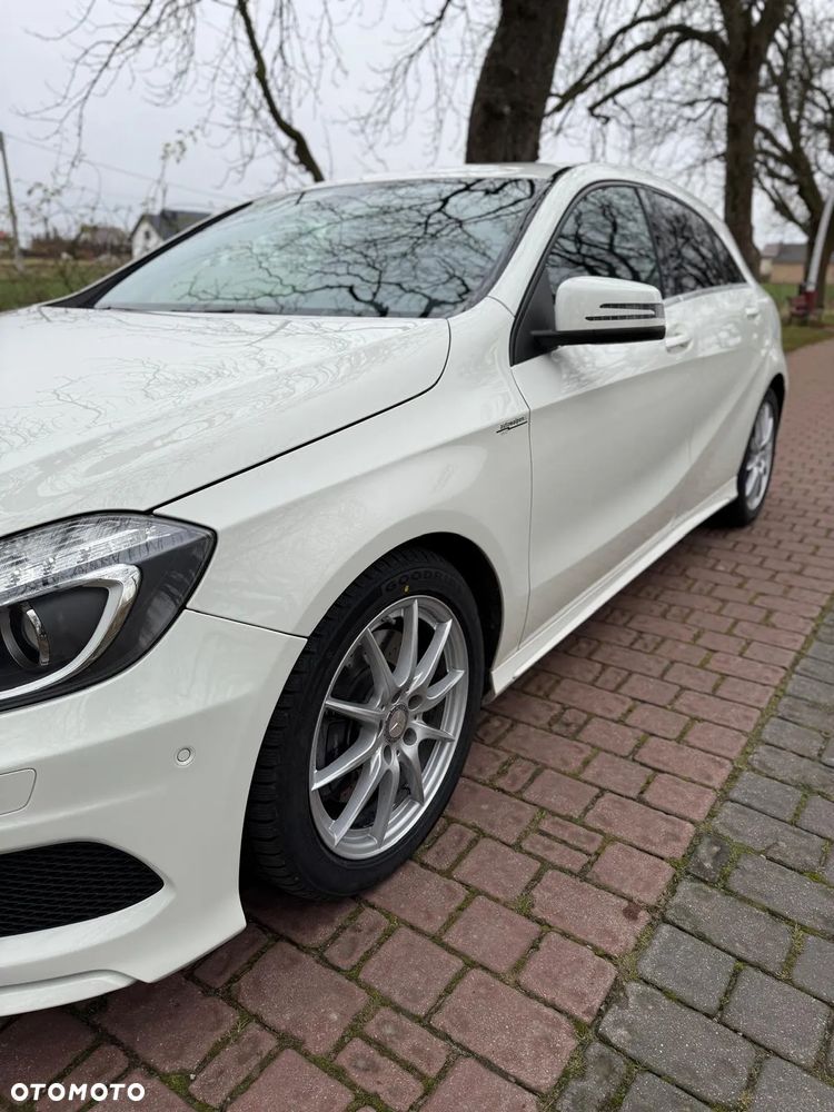 Mercedes-Benz Klasa A 250 4Matic 7G-DCT AMG Line - 29