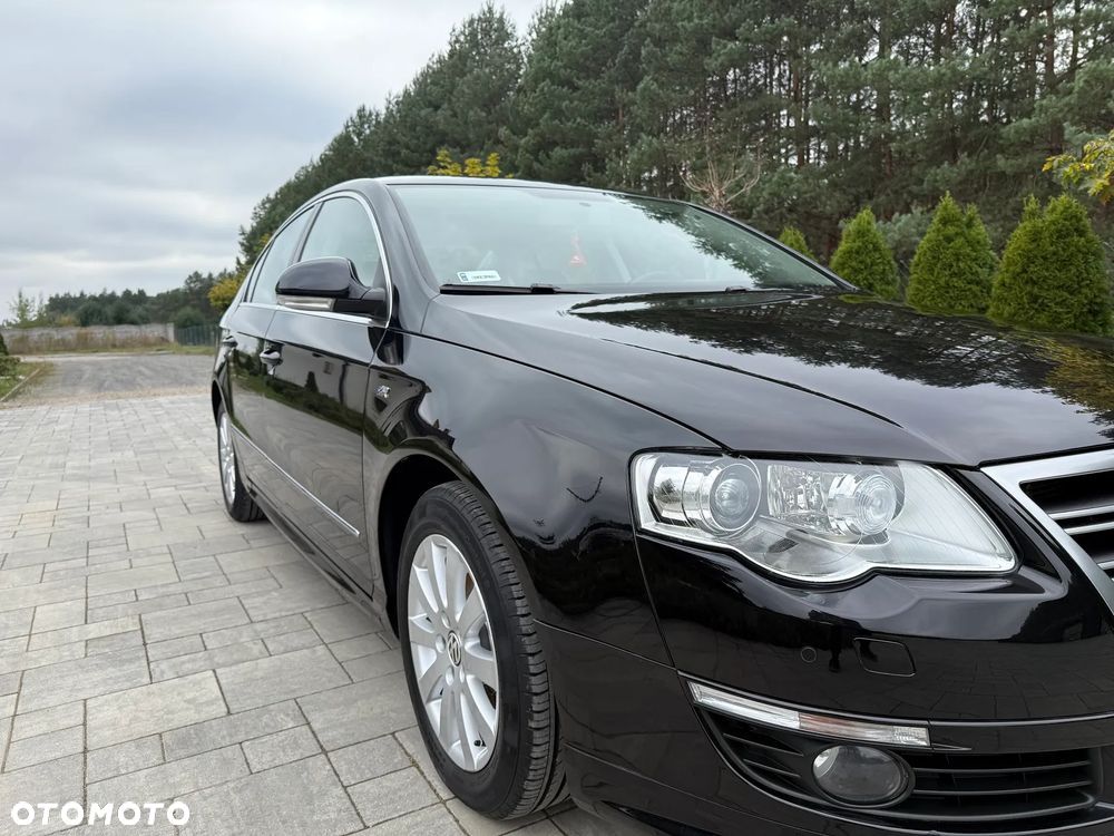 Volkswagen Passat 2.0 TDI Comfortline - 8