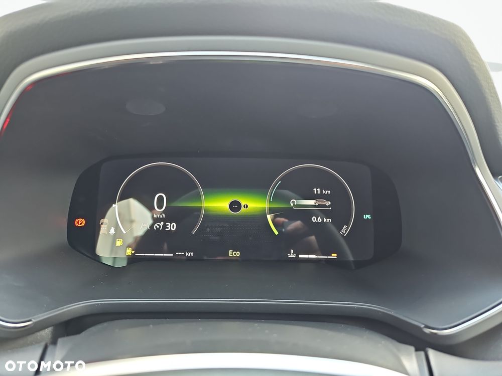 Renault Captur 1.2 TCe Techno - 18