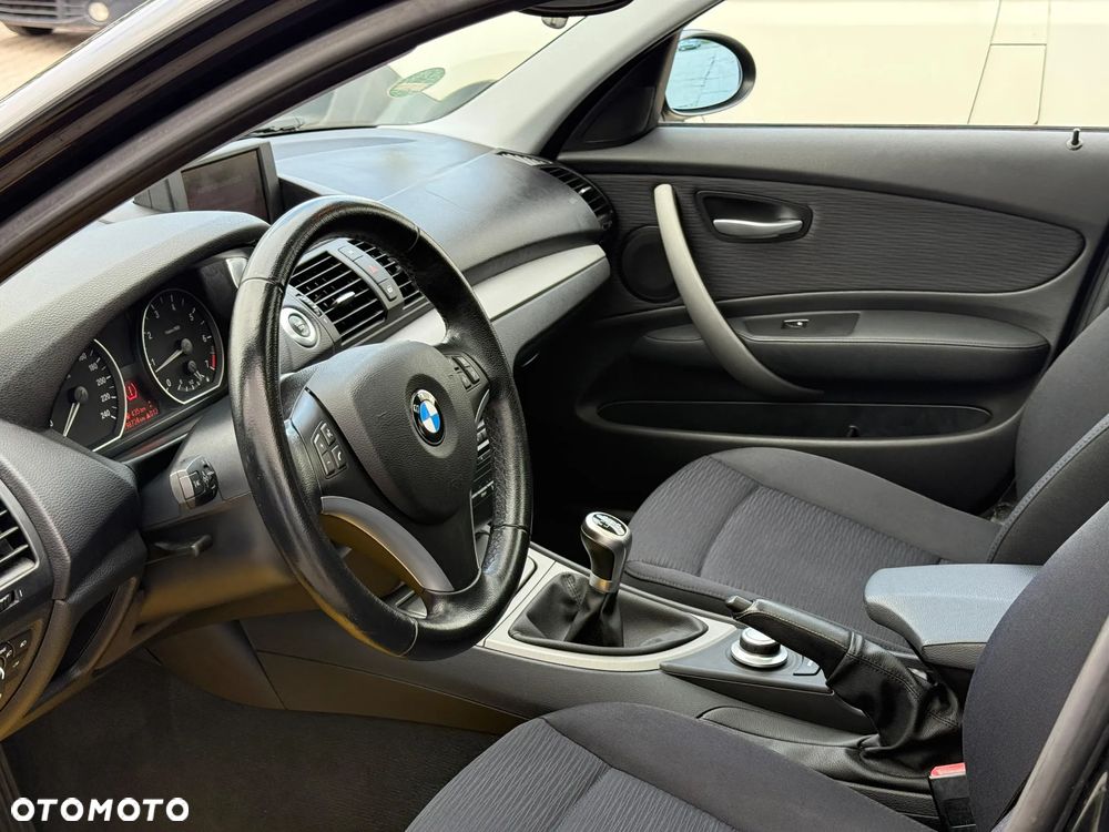 BMW Seria 1 118i - 13