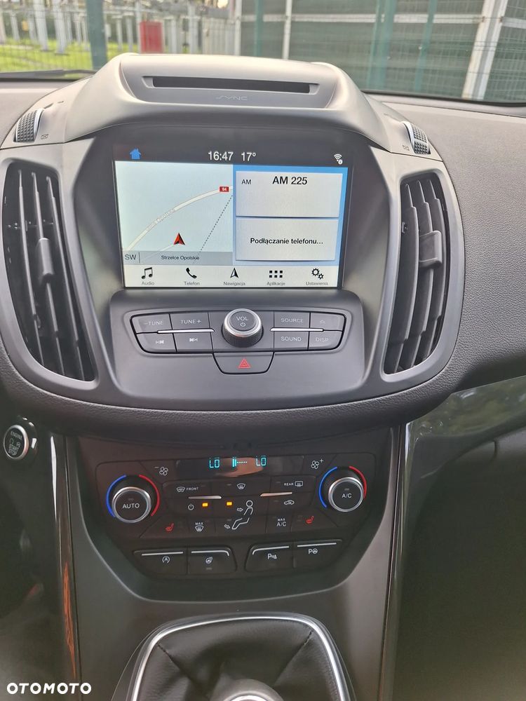 Ford Kuga - 17