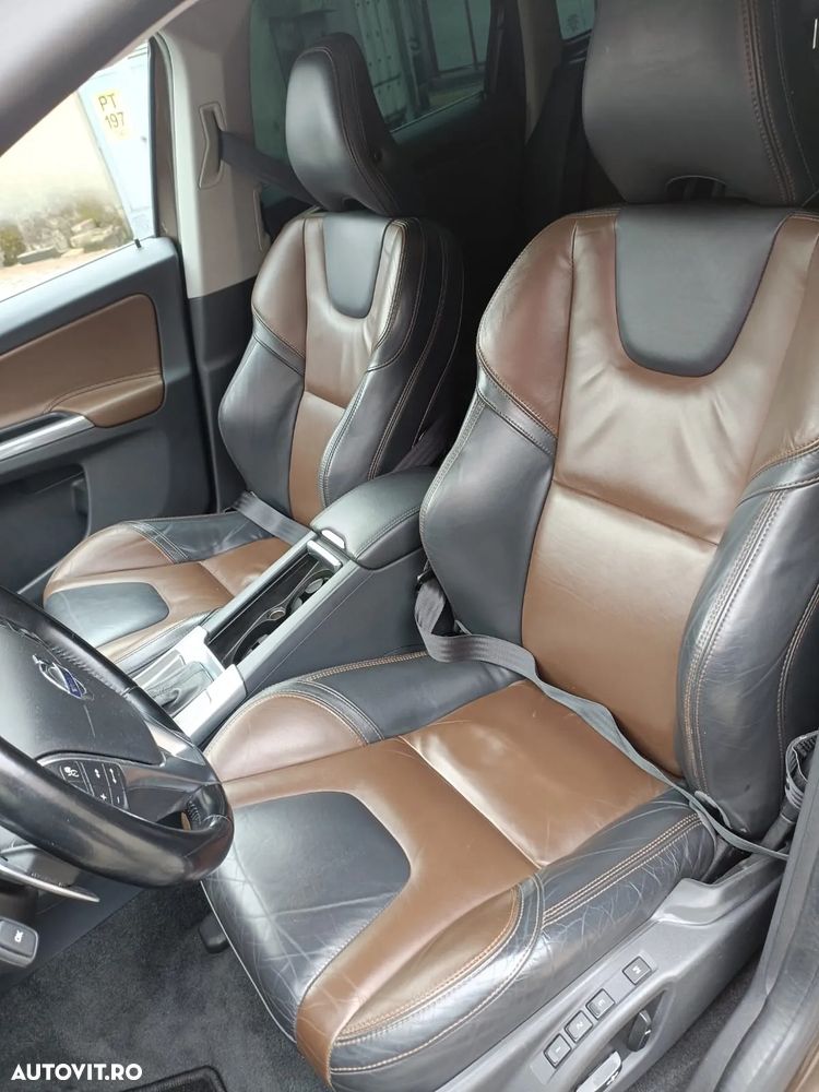 Volvo XC 60 D4 AWD Geartronic Summum - 13