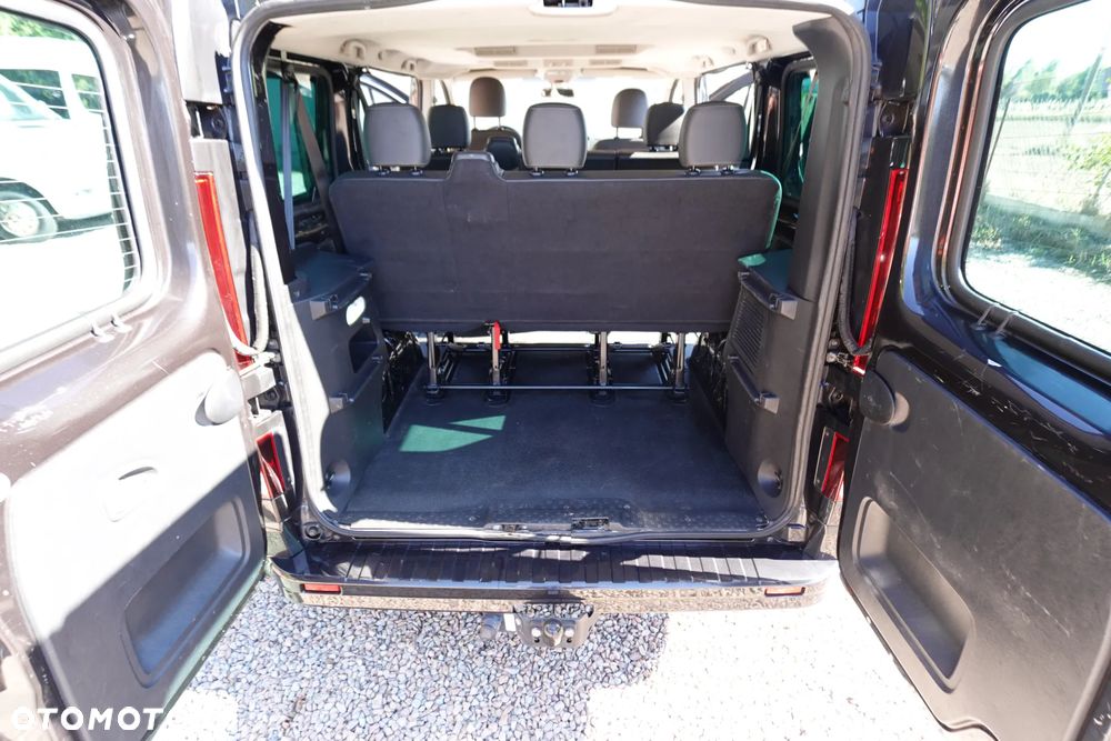 Opel Vivaro - 25