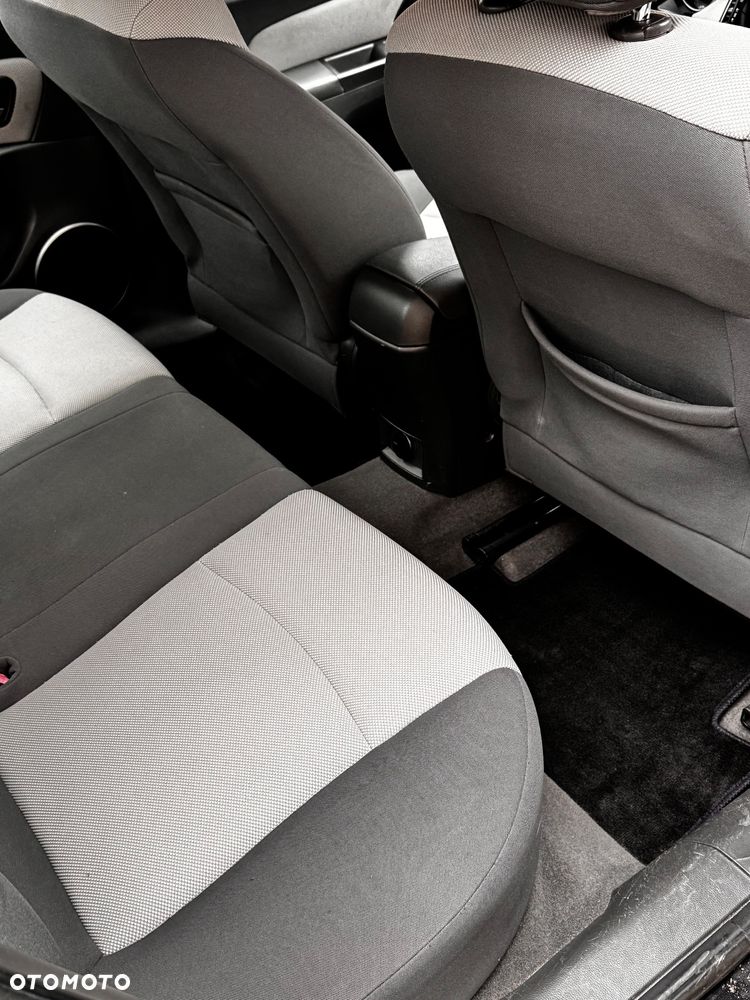 Chevrolet Cruze 1.6 LS - 18