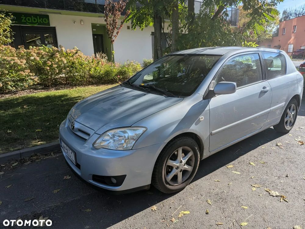 Toyota Corolla 2.0 D-4D Sol - 1