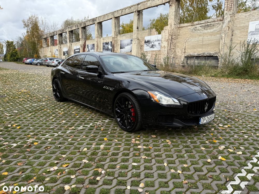 Maserati Quattroporte - 4