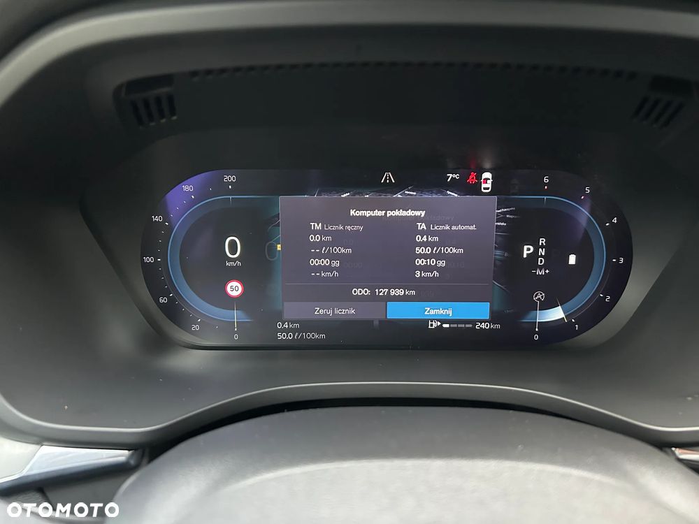 Volvo XC 60 B4 D AWD Momentum Pro - 27