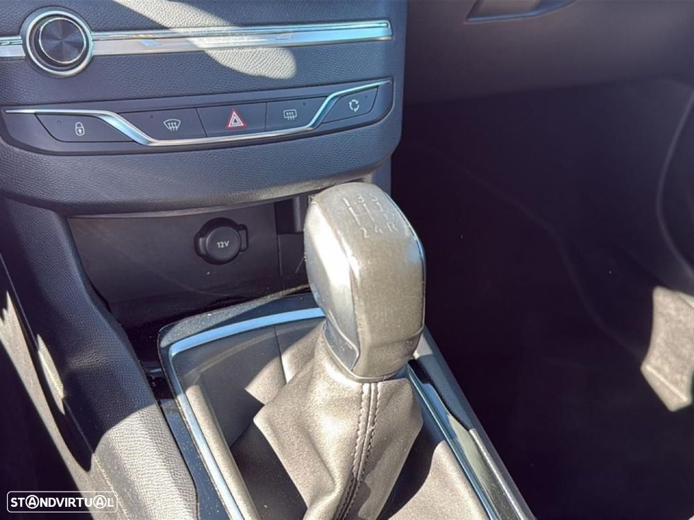 Peugeot 308 - 17