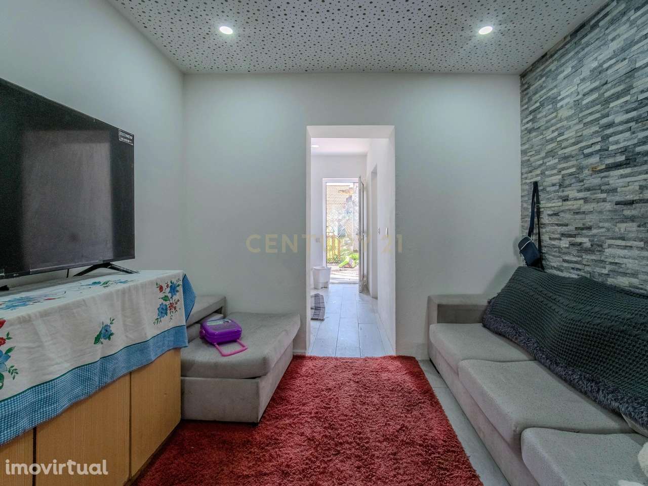 Moradia T2 Térrea como nova  em São Pedro da Cova - Grande imagem: 2/20