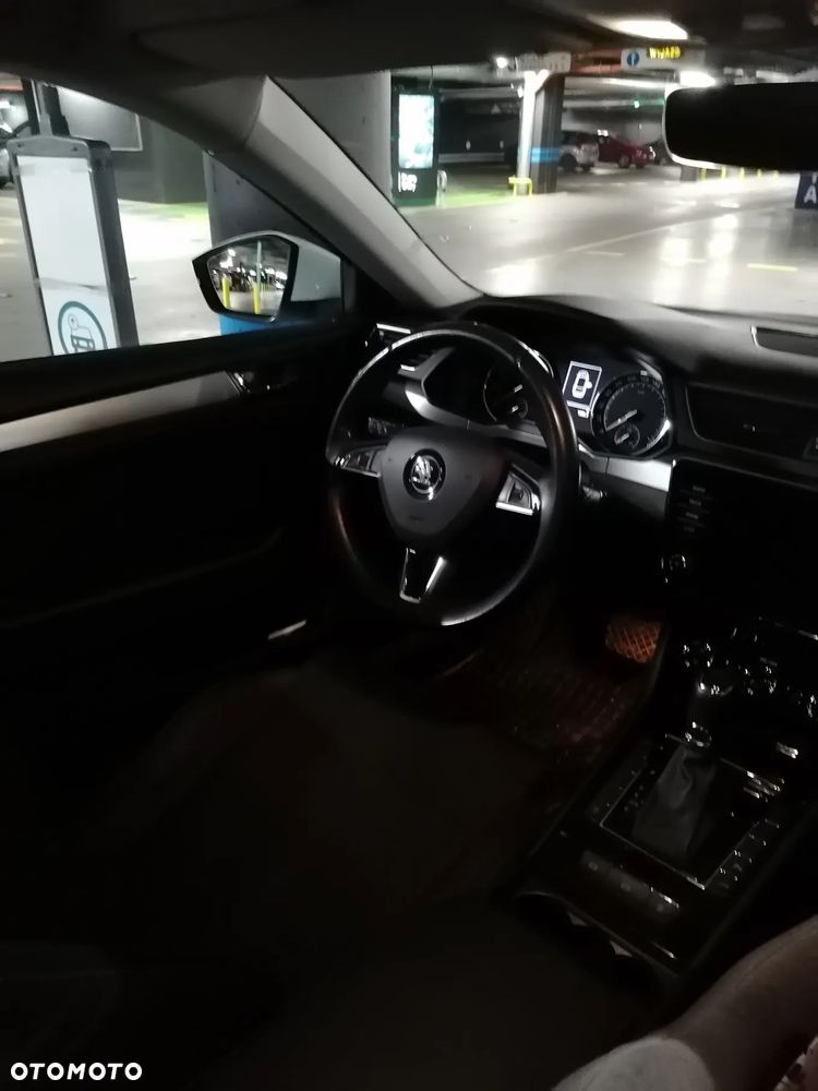 Skoda Superb 1.4 TSI ACT Ambition DSG - 9