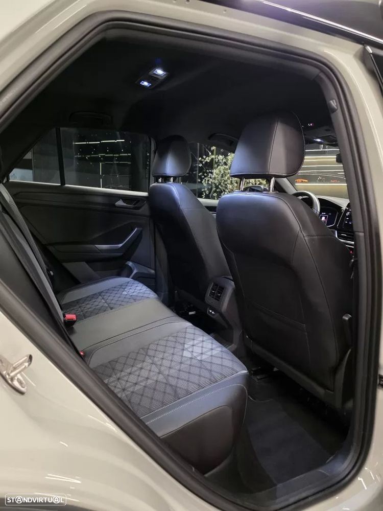 VW T-Roc 2.0 TDI R-Line DSG - 21