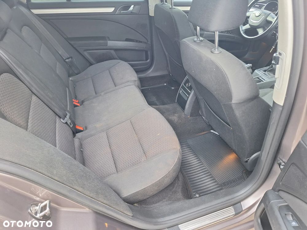 Skoda Superb 1.8 TSI Active - 29