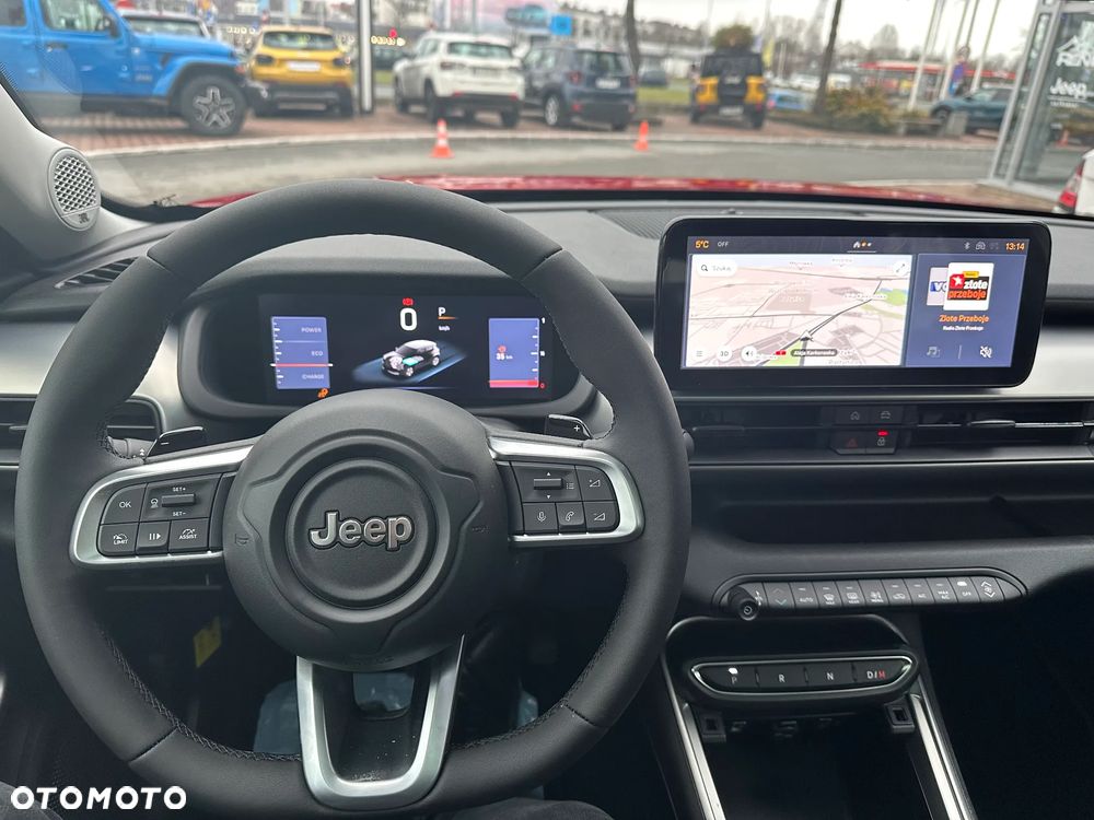 Jeep Avenger 1.2 T3 mHEV Summit FWD eDCT6 - 12