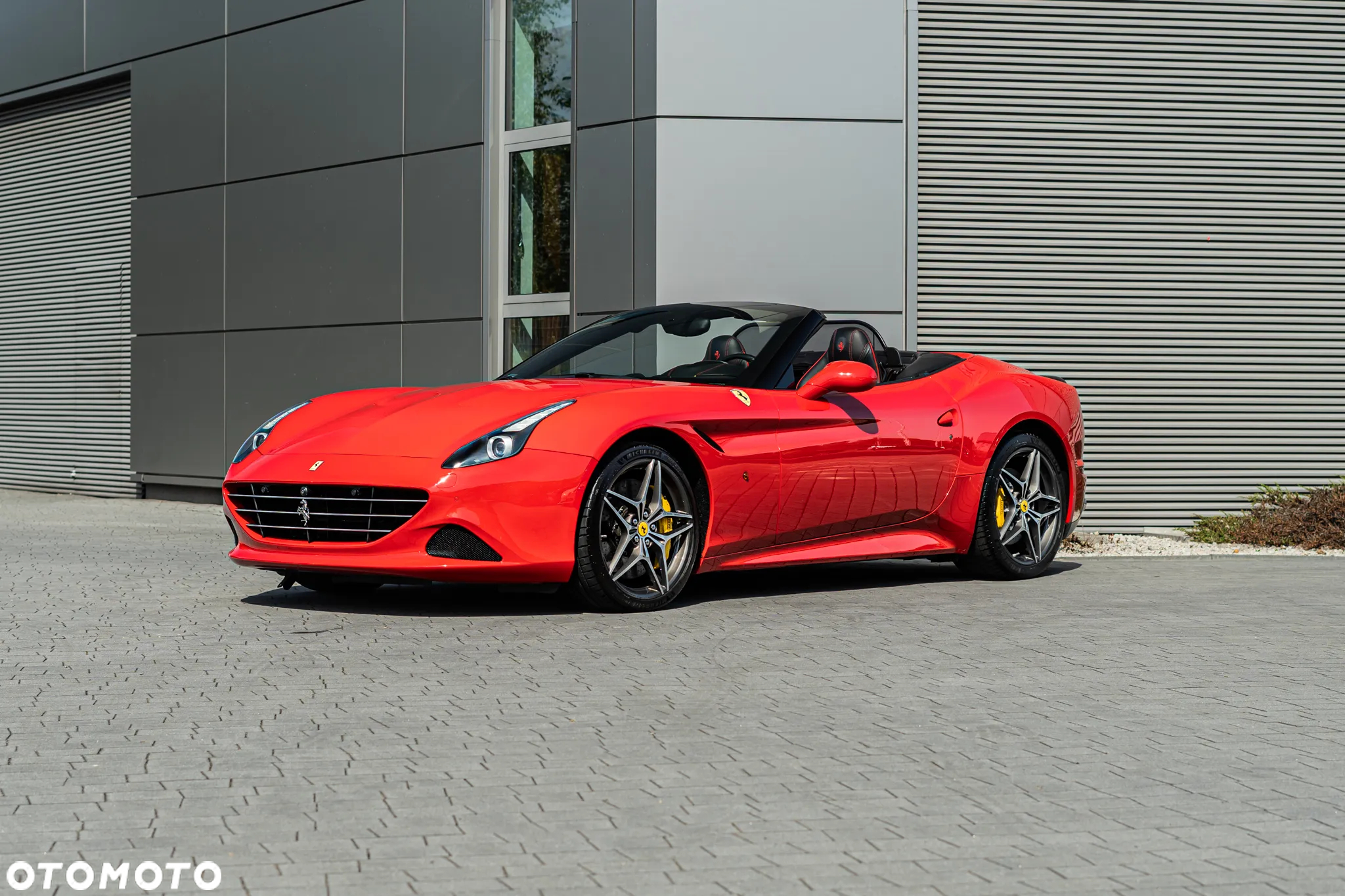 Ferrari California T - 7