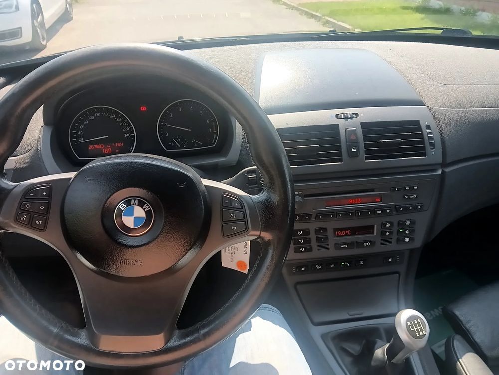 BMW X3 3.0i - 9