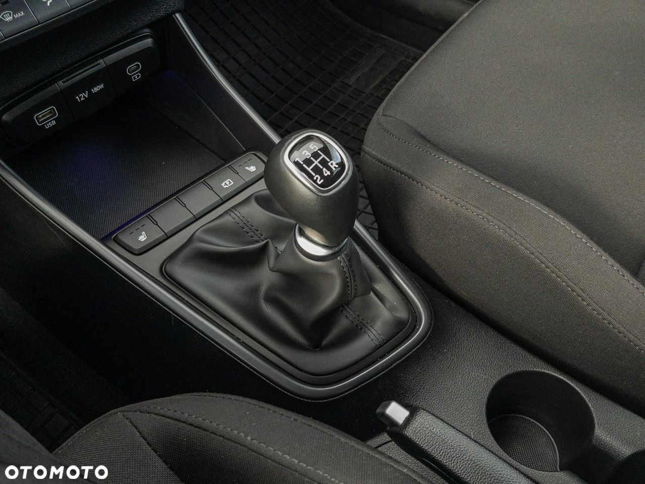 Hyundai Bayon - 25