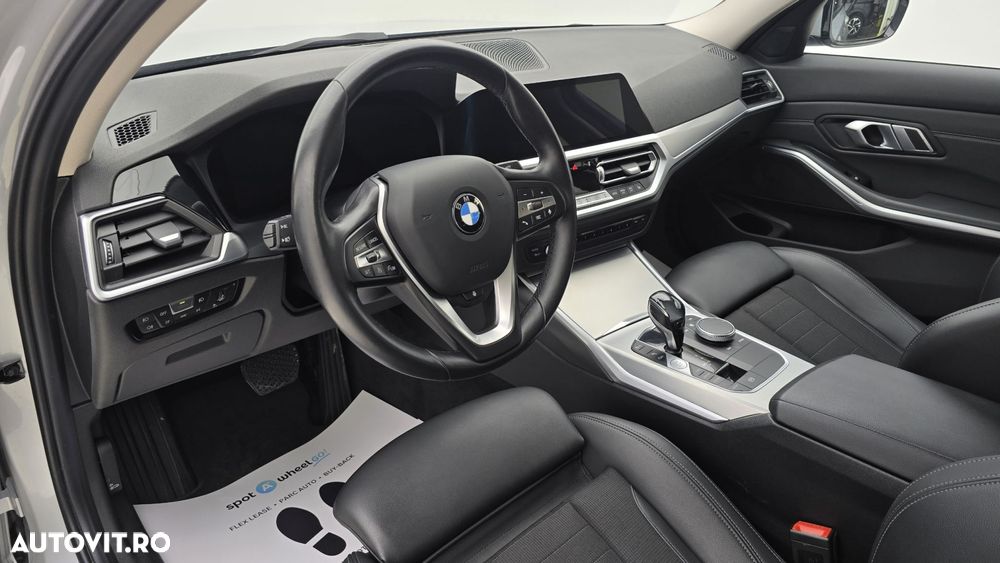 BMW Seria 3 330d xDrive AT - 13