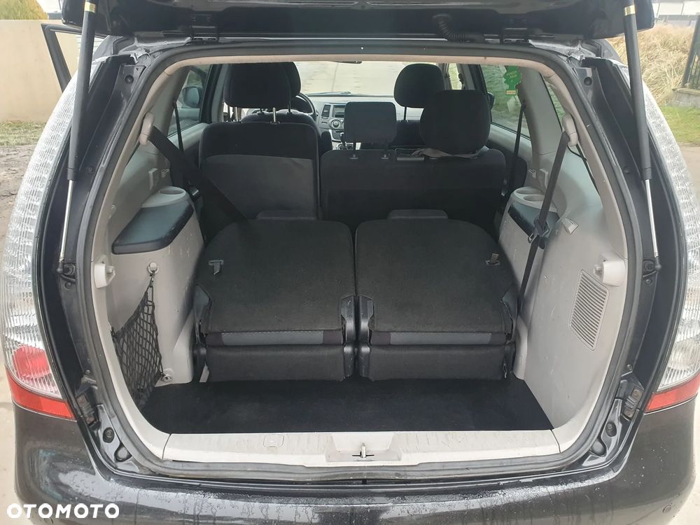 Mitsubishi Grandis 2.0 DID Intense - 9