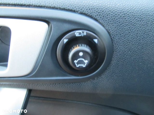 Ford Fiesta 1.25 Celebration - 16