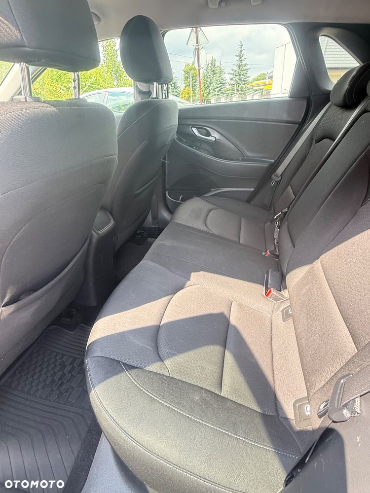 Hyundai i30 1.4 Comfort - 10