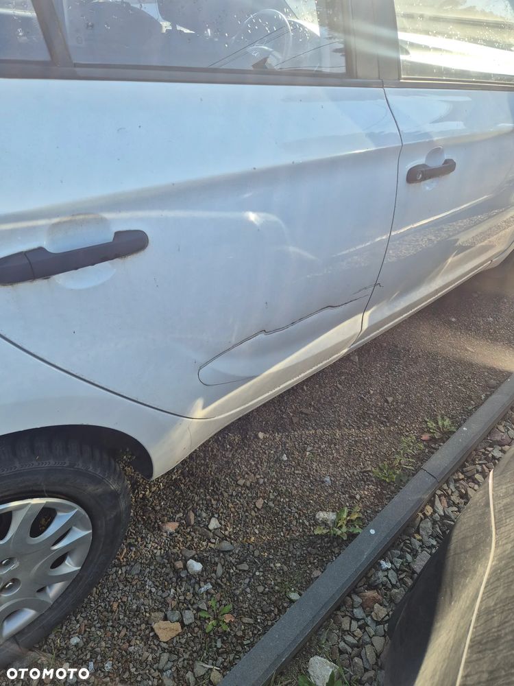Hyundai I20 2012 photo 4