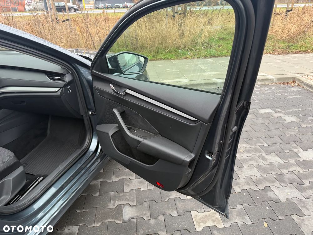 Skoda Octavia 1.5 TSI ACT Ambition - 9