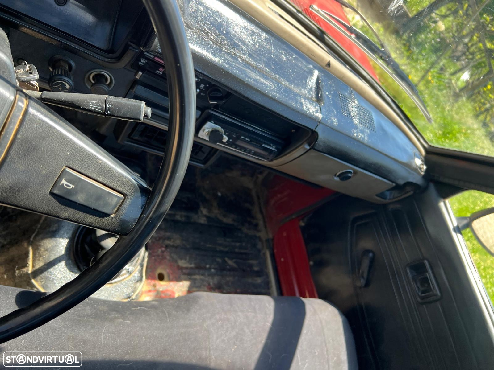 Toyota Hilux - 10