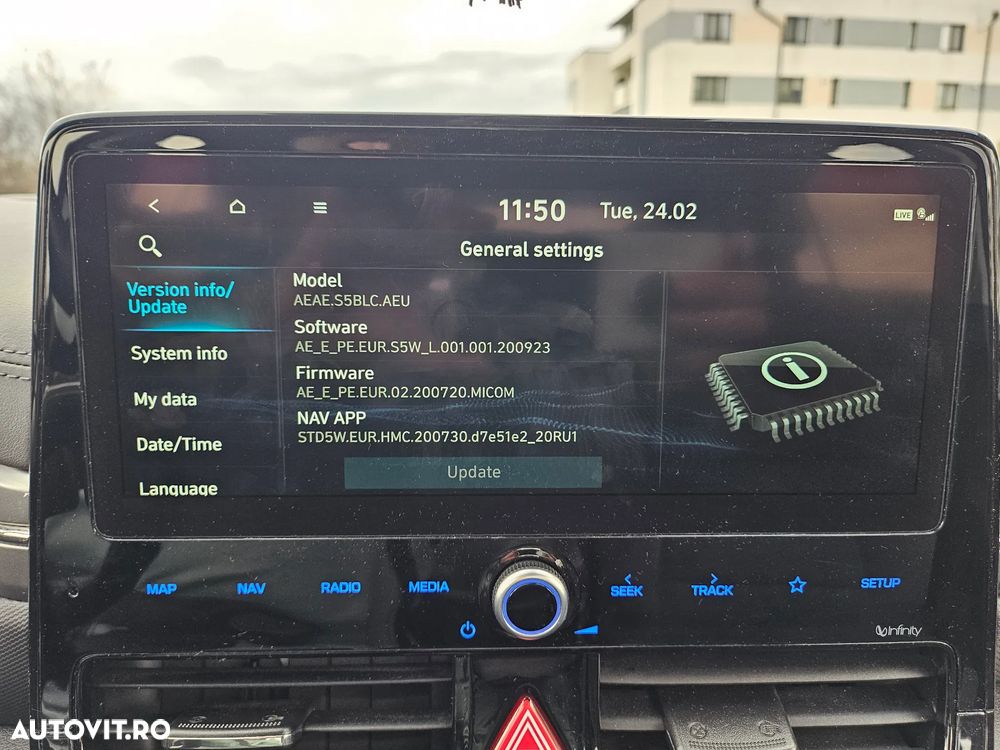 Hyundai IONIQ - 11