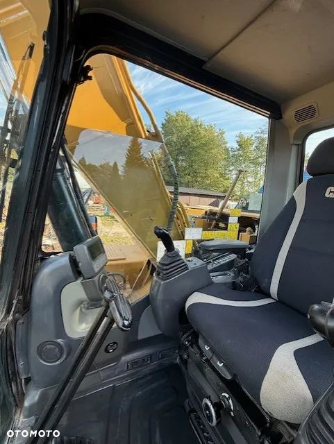 Caterpillar 313F - 6