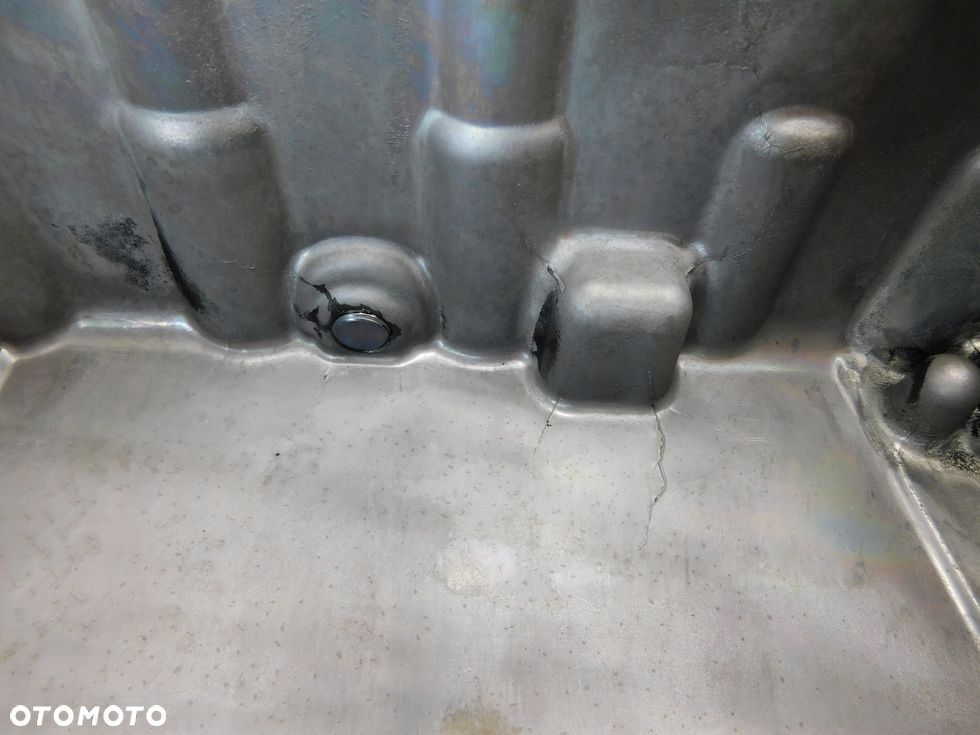 Miska oleju 2.0 TDCI HDI Volvo V50 S40 Peugeot 407 307 C5 II C4 Mondeo MK4 - 9