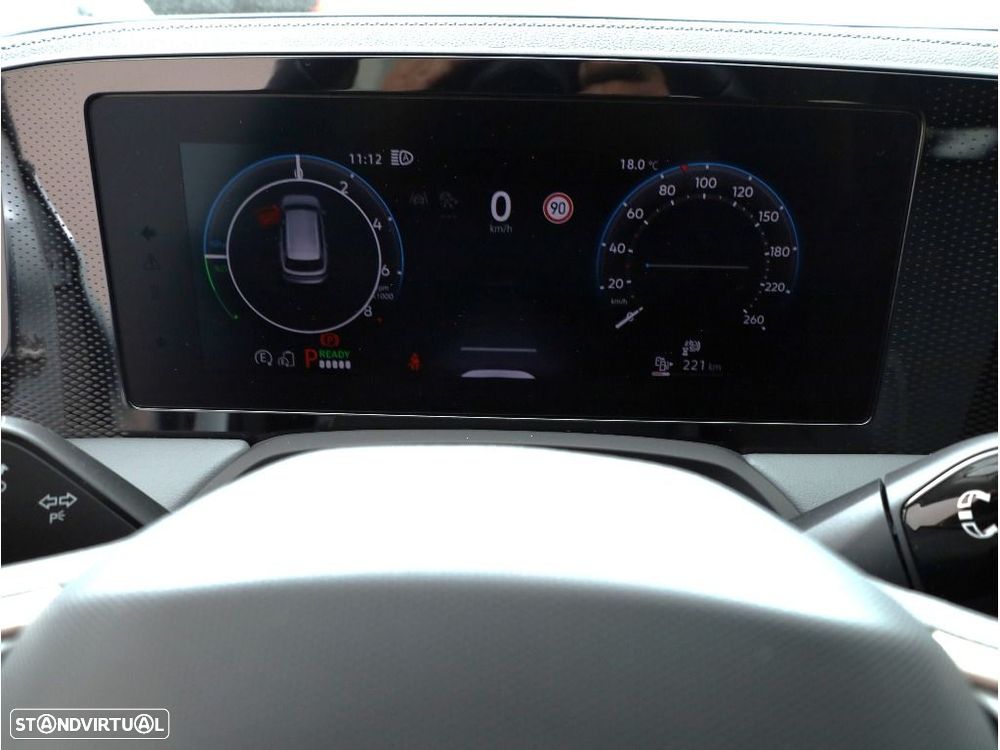 VW Passat Variant 1.5 TSI eHybrid Business DSG - 23