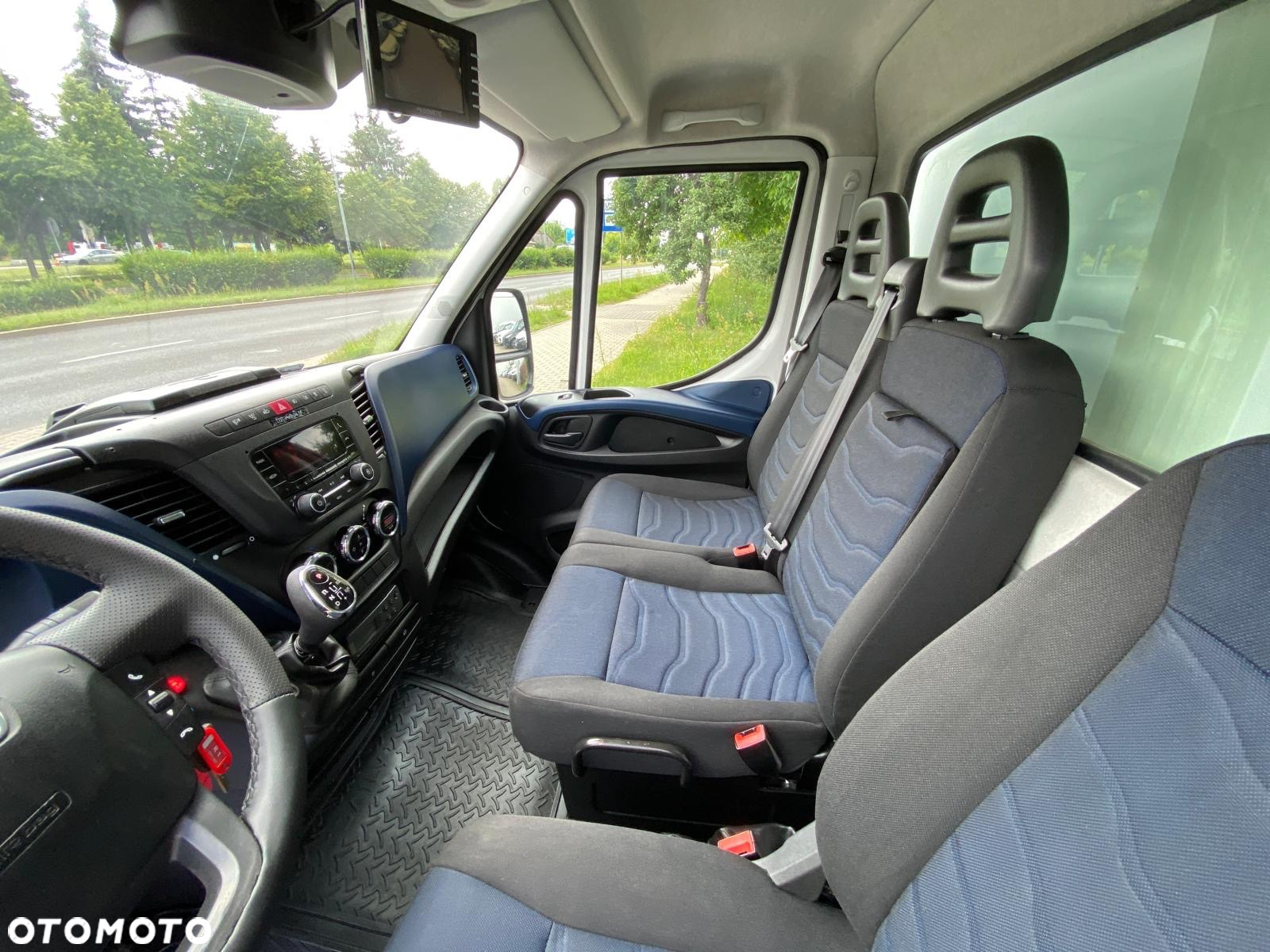 Iveco DAILY 35-160 HI-MATIC CHŁODNIA 8EP THERMO KING V300 MAX WINDA ZEPRO - 27