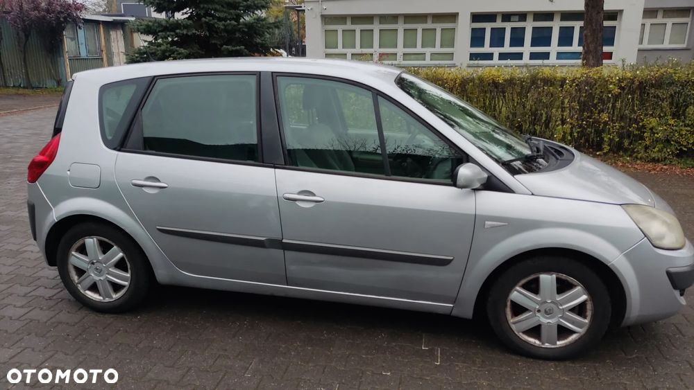 Renault Scenic - 6