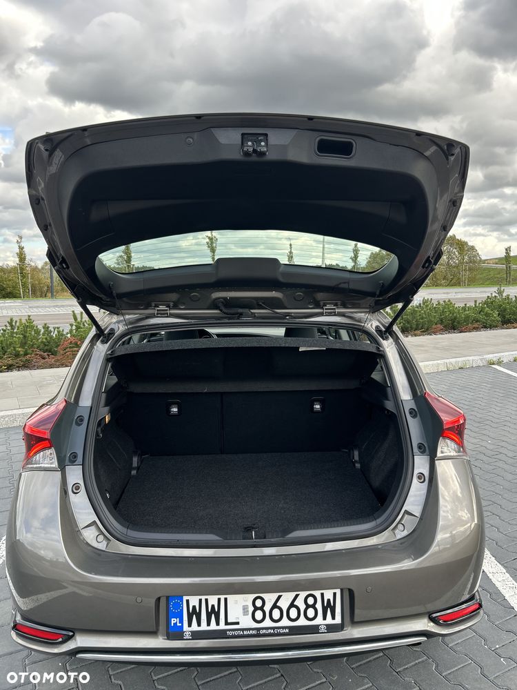 Toyota Auris - 9