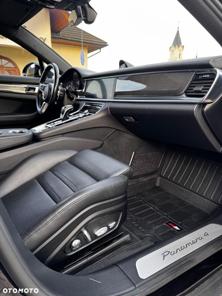 Porsche Panamera - 7