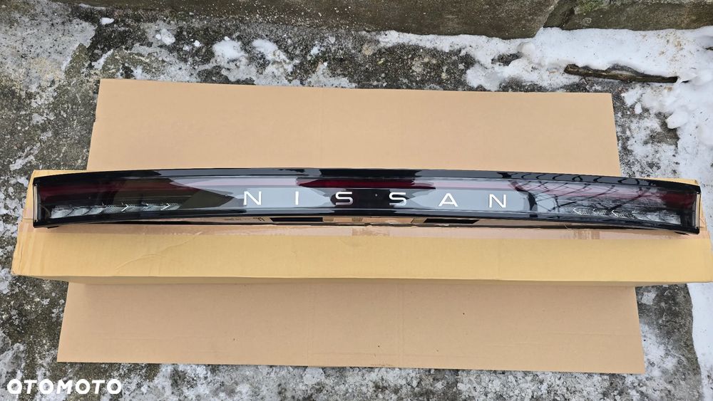 Nissan Ariya 22- Lampa Tylna w Klapę Oryginał - 1