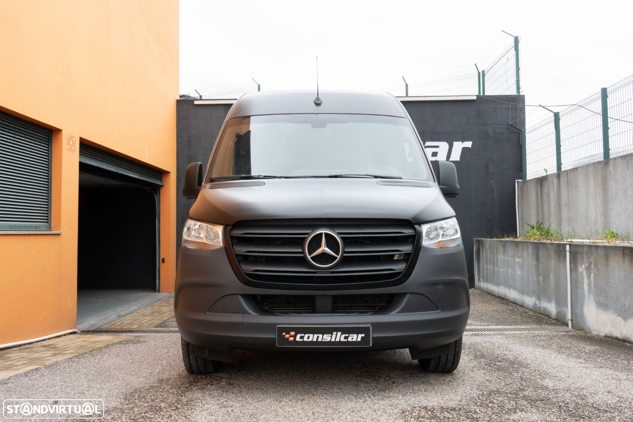 Mercedes-Benz Sprinter 314 CDI/43 Luxo (2+2+2+3) - 2
