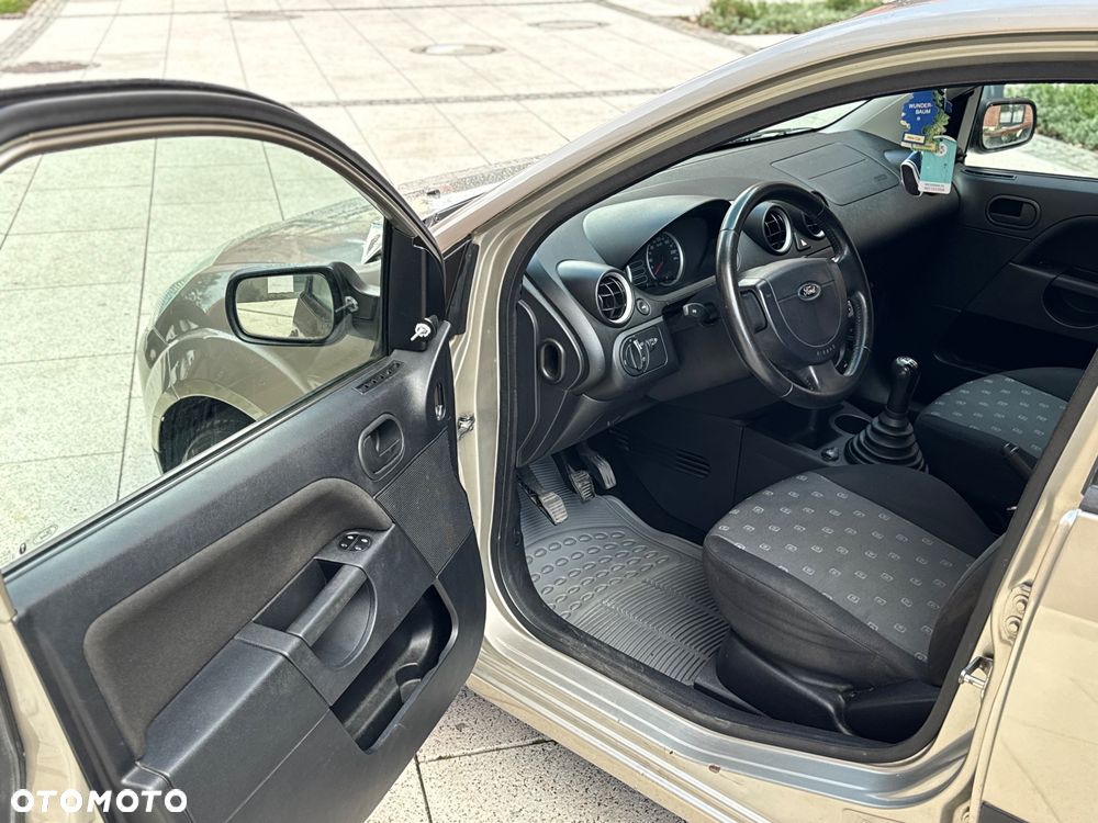 Ford Fiesta 1.3 Gold X - 9