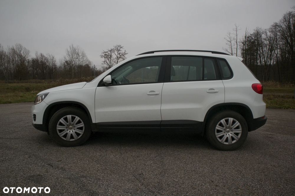 Volkswagen Tiguan 2.0 TDI DPF BlueMotion Technology Trend & Fun - 4