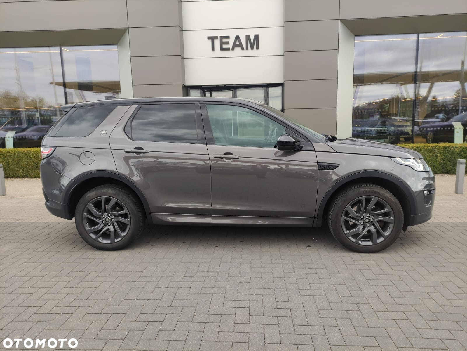Land Rover Discovery Sport 2.0 D180 R-Dynamic HSE - 5
